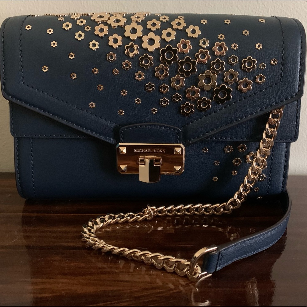 Michael Kors Kinsley Mid Shoulder Crossbody Bag
